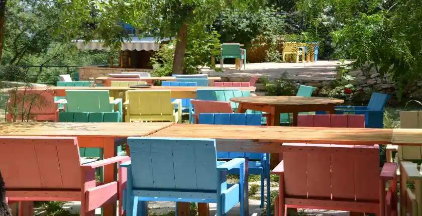 outdoor educational classroom